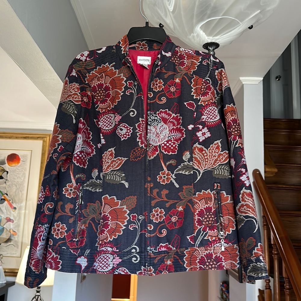 Charming Chico’s Fall Floral Jacket Sz 2 / L